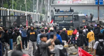 Setelah Demo DPR Ricuh, Pos Polisi Sudah Mulai Kembali Normal dan Beberapa Masih Renovasi!